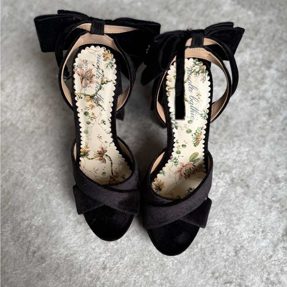 Velvet bow platform heels - Picture 7 of 7